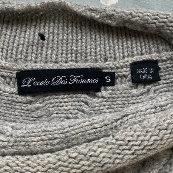 L'ÉCOLE DES FEMMES gray size small sweater with 3/4th sleeves - Picture 4 of 7